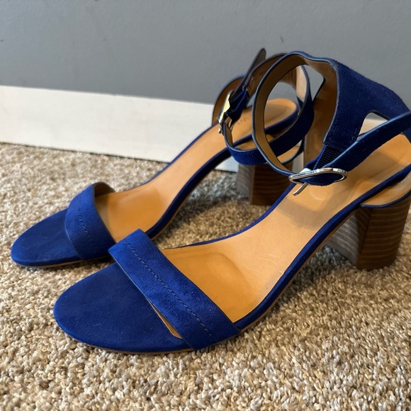 Nine West - Blue Heels With Elegant Suede Design (Size 8.5) - Picture 3 of 13